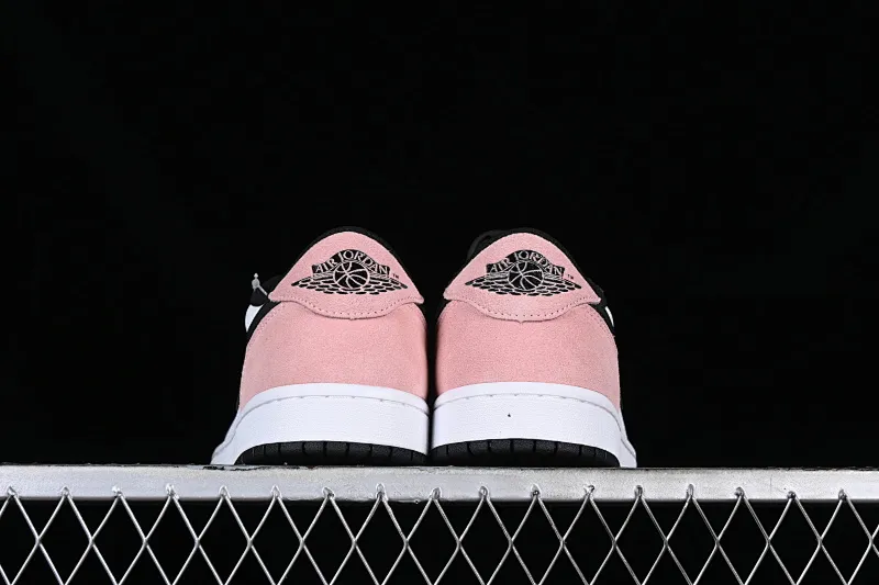 All categories Air Jordan Jordan series basketball shoes Air Jordan 1 Low G version pure original Air Jordan 1 Low OG "Bleached Coral" AJ1 Joe 1 black powder cultural basketball shoes CZ0790-061